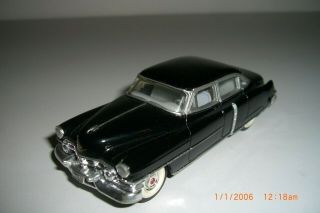 1952 Cadillac 62 Series 4 Door Sedan Ertl Classic Vehicles Die Cast Car 1:43