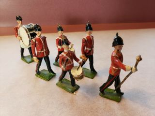 Vintage English 6 Lead Soldier Band In Red Uniforms,  Moveable Arms Great Cond