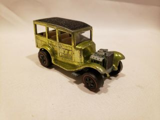Vintage Hot Wheels Redline 1968 ' 31 Classic Ford Woody Lime/Antifreeze ? 2