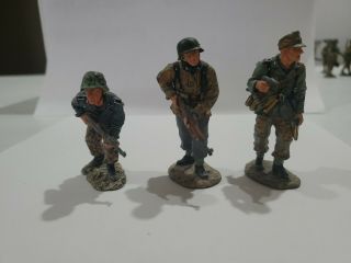 King & Country Ws122 Wwii German Army Waffen Ss Advancing On The Enemy D Day War