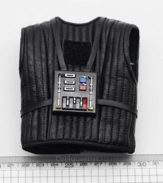 Hot Toys 1/6 Scale Mms572 Star Wars Darth Vader Figure - Vest,  Chest Box