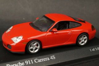 1:43 Minichamps 400061072 Porsche 911 Carrera 4s 2001 Red Model Cars