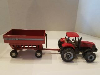 1/64 Ertl Case Ih Mx 285 Tractor With Spec Cast Unverferth 630 Grain Wagon