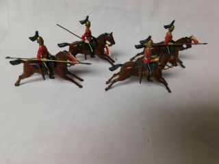 Vintage Britains Lead Soldiers The Queens Bays 2nd Dragoon Guards 4 Pc.  Set 44
