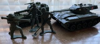 Vintage Tim Mee Toys Plastic Green Army Tank & 3 Men Soldiers,  Unmarked Tank