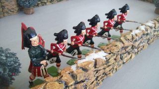 Complete Set 11 W Britains Black Watch Highlanders Charging With Piper