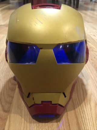 2010 Collectible Marvel Iron Man Deluxe Helmet Electronic Costume Ironman Mask