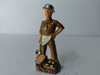 Vintage Manoil Barclay Cast Lead Toy Soldier Cook Helper Ladle Paint