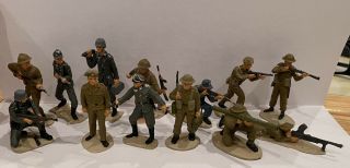 Hand Painted Vintage Toy Plastic Soldiers Us German Army Set Of 13