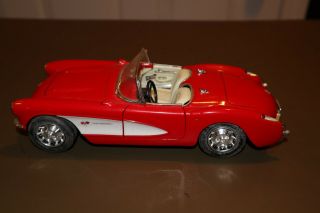 Road Tough 1957 57 Red Chevrolet Corvette Convertible 1:18 Die Cast Metal