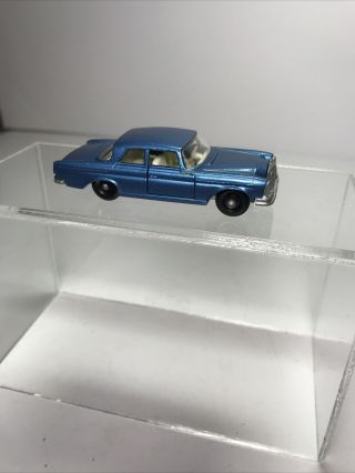 Vintage Lesney Matchbox 46 Mercedes Benz 300se - Matalic Blue