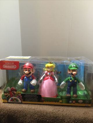 Mario Jakks / Mushroom Kingdom Pack (4 " Mario Luigi Princess Peach Figure)