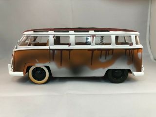 Jada Toys  1962 Vw Volkswagen Bus 1:24 Scale