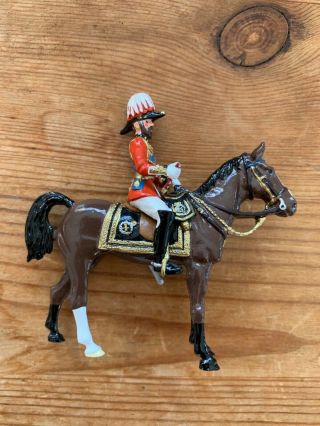 Britains Metal toy Soldier on horse King George V WWl 41038 2