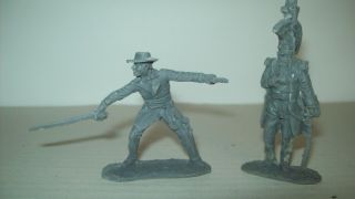 Long O/p And Hard Too Find,  Two Classic Toy Soldiers Resin Cast Alamo Figures