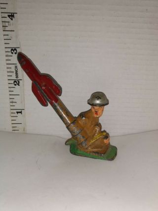 Barclay,  Manoil,  Lead Toy " Soldier Firing A Trench Mortar "