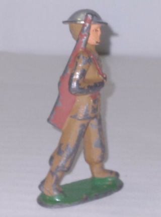 BARCLAY LEAD FIGURE 788 SOLDIER MARCHING WITH GUN ON BACK 3