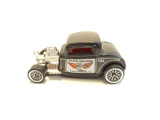 1997 Hot Wheels - 1/64 Black Diecast - ’32 Ford Coupe State Trooper Car 51 (704)
