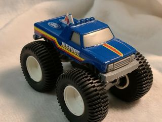 HOT WHEELS BIG FOOT TRUCK,  CHAMPION TOWER TIRES FORD 4 X 4 1991 2