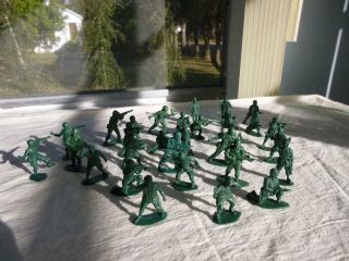 31 Us Infantry Soldiers - Dark Olive Green - 18 Poses - 1 1/2 " - 2 "