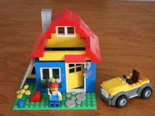 Lego Pencil Pot House Set 40154 - - Includes Accessories And 1 Minifigure,  Car