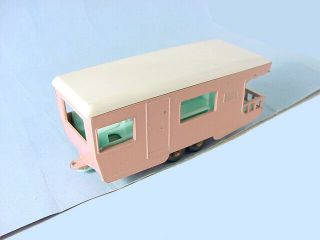 1960s Lesney Matchbox No.  23 Trailer Caravan Pink Diecast