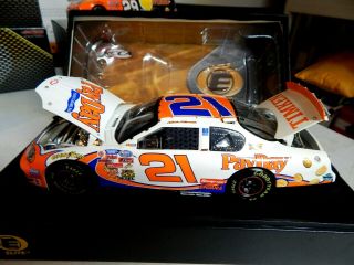 2002 Kevin Harvick 21 Payday Rcca Elite 1/24 Action Nascar Diecast
