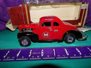 FORD MODIFIED 1940 COUPE FARMALL INTERNATIONAL HARVESTER CASE IH 1/25 ERTL 2