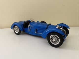 BURAGO 1/18 BUGATTI TYPE 59 (1934) Blue - Model number 3005 2