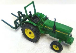 Ertl 1/16 John Deere 950 Utility Tractor Fwa W/ Hay Fork 3 Pt Farm Toy