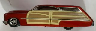 1999 Hot Wheels 1:18 Custom Merc Woodie Red 3