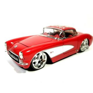 Jada Toys 1957 Chevy Corvette Red White Car 1:24 90935 Die - Cast Big Time Muscle