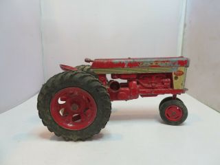 Vintage 1/16 Scale Farmall 560 Tractor Parts/Restoration 3
