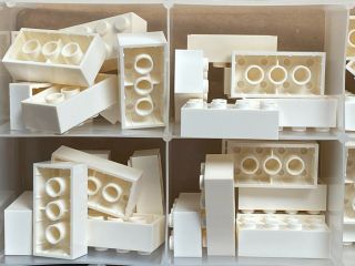 Lego Parts - White Brick 2 X 4 - No 3001 - Qty 40