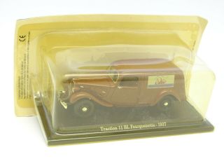 Universal Hobbies Presse 1/43 - Citroen Traction 11 Bl Fourgonnette 1937