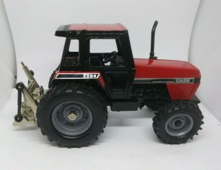 Ertl Case International 2294 Red Tractor W/3 - Point Hitch 1/32 6.  5 " Long,
