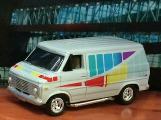 1976 76 Chevrolet G20 Custom Conversion Van 1/64 Scale Limited Edition Yy9