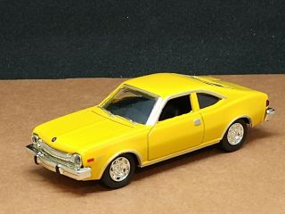 1974 Amc Hornet Adult Collectible Diecast 1/64 Scale Limited Edition Yellow