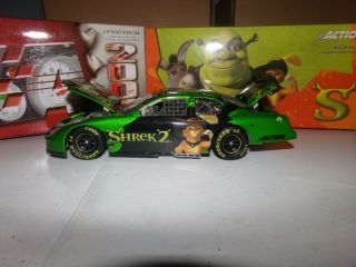 1/24 Shrek 2 Program Car 2004 Action Nascar Diecast