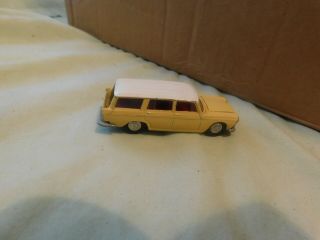 Dinky Toys Mini Dinky - Fiat 2300 Station Wagon - Yellow / White