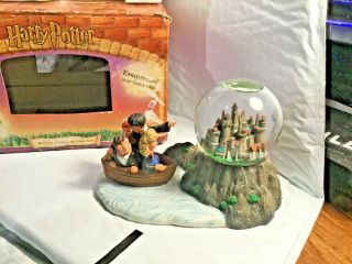 Harry Potter - 2001 - Snow Globe - Small No Music - Package Wear
