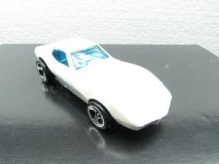 Mattel Hot Wheels Chevy Corvette Stingray Die - Cast Car Pearl White Sp3 Wheels