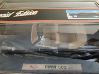 BMW 502 1995 Maisto Special Edition 1:18 scale die cast 3
