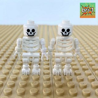 Lego Harry Potter: 2 Skeletons,  Diagon Alley,  10217