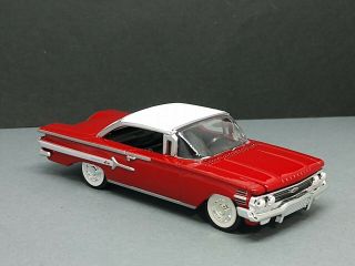 1960 ' 60 CHEVROLET CHEVY IMPALA ADULT COLLECTIBLE 1/64 SCALE LIMITED EDITION RED 3