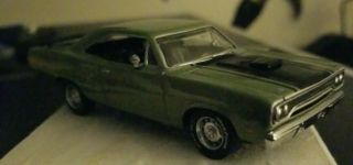 1:43 SCALE MATCHBOX MODELS OF YESTERYEAR 1970 PLYMOUTH ROAD RUNNER.  NIB.  YMCO4 3