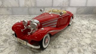 1936 Mercedes 500 K Special Roadster Red 1:18 Diecast Model Car Maisto