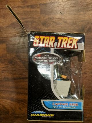 Diamond Select Star Trek Captain Kirk in Command Chair Amazon Tribbles Green 2