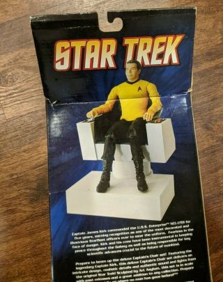 Diamond Select Star Trek Captain Kirk in Command Chair Amazon Tribbles Green 3