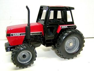 Ertl Farm Tractor Diecast Toy 1:32 Scale Case International 2294